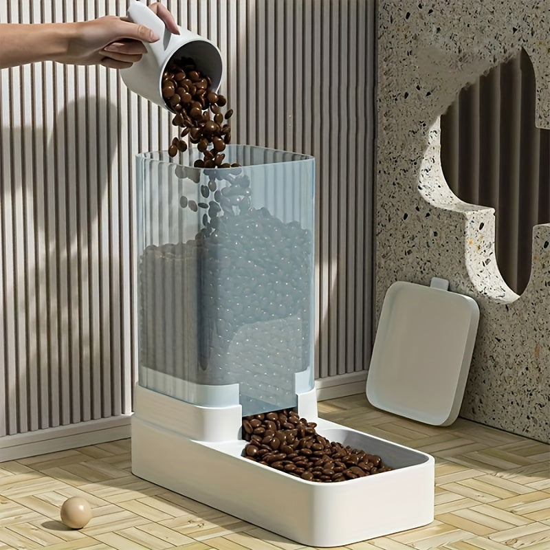 Distributeur automatique d’eau et de nourriture pour chiens et chats